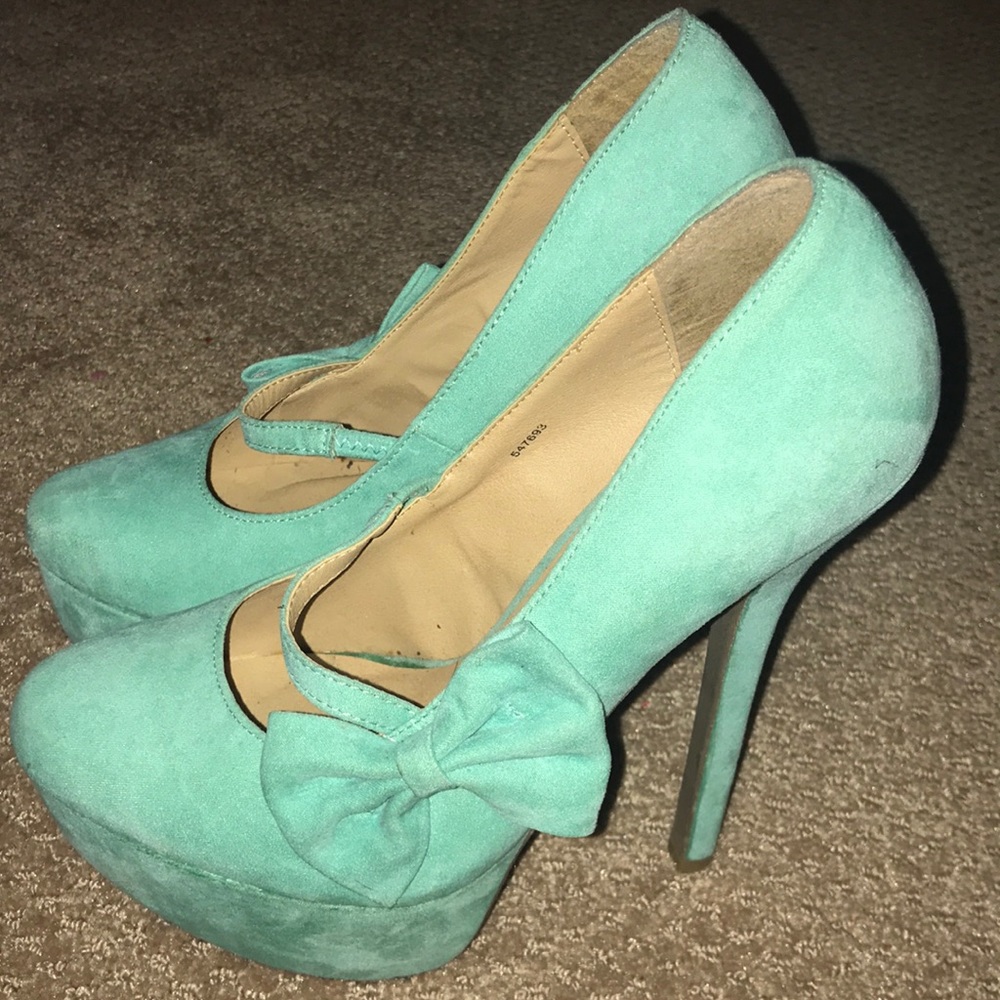Aqua blue suede platform heels close toed with bow